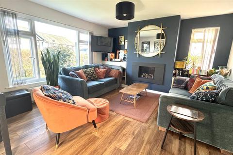 undefined, Ashmead Grove, Braunton EX33
