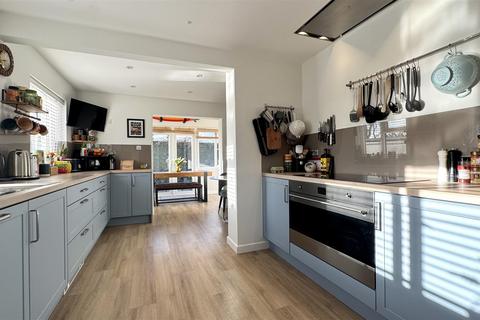 undefined, Ashmead Grove, Braunton EX33