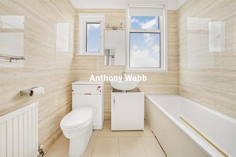 3 bedroom terraced house for sale, Chimes Avenue, Palmers Green, N13