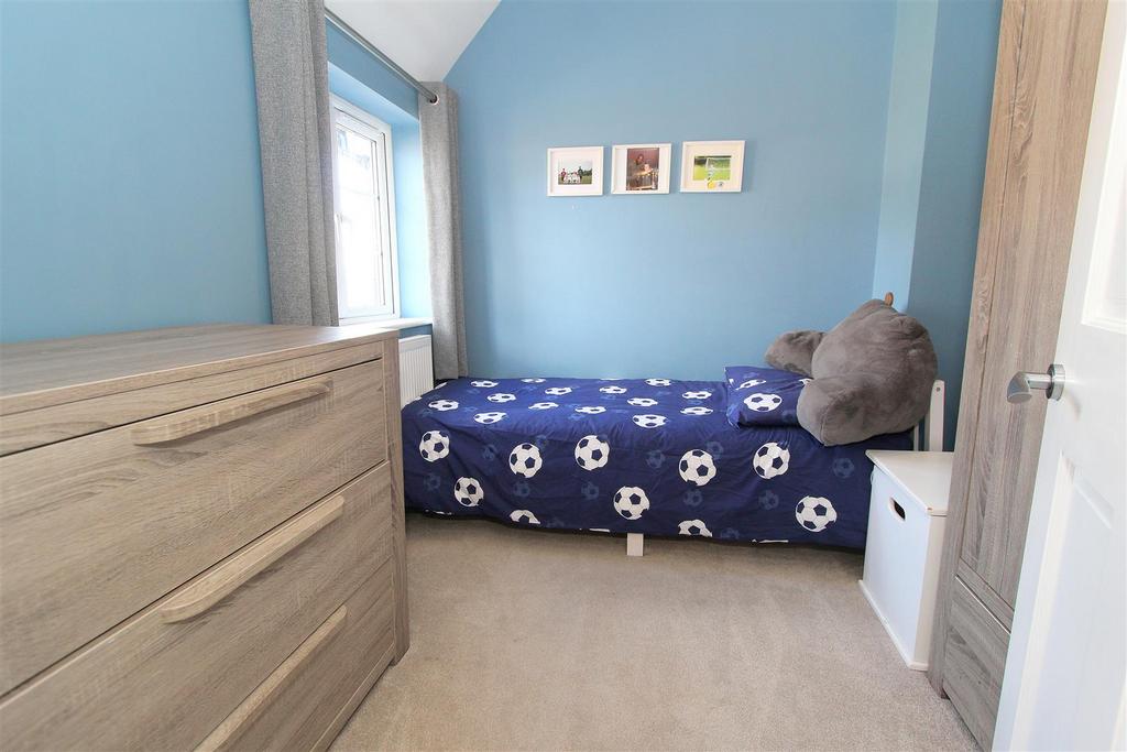 Bed 3.JPG