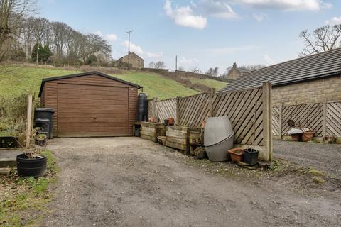 2 bedroom terraced house for sale, Bank View, Luddendenfoot