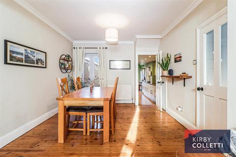 2 bedroom terraced house for sale, Rye Road, Hoddesdon