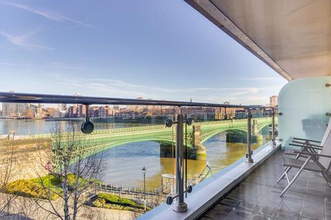 2 bedroom flat for sale, Waterside Tower, The Boulevard, Imperial Wharf, London