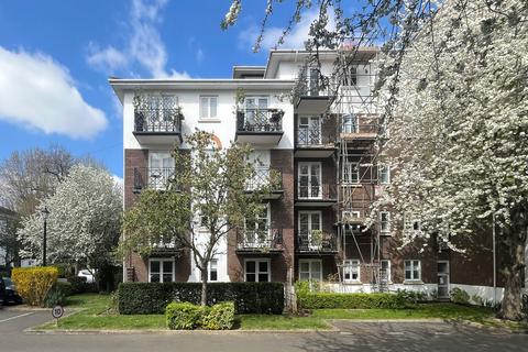 Brompton Park Crescent, London