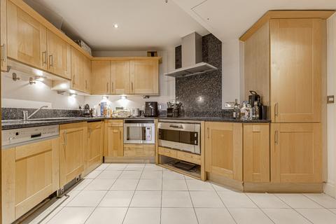 2 bedroom flat for sale, Harbour Reach, Imperial Wharf, London