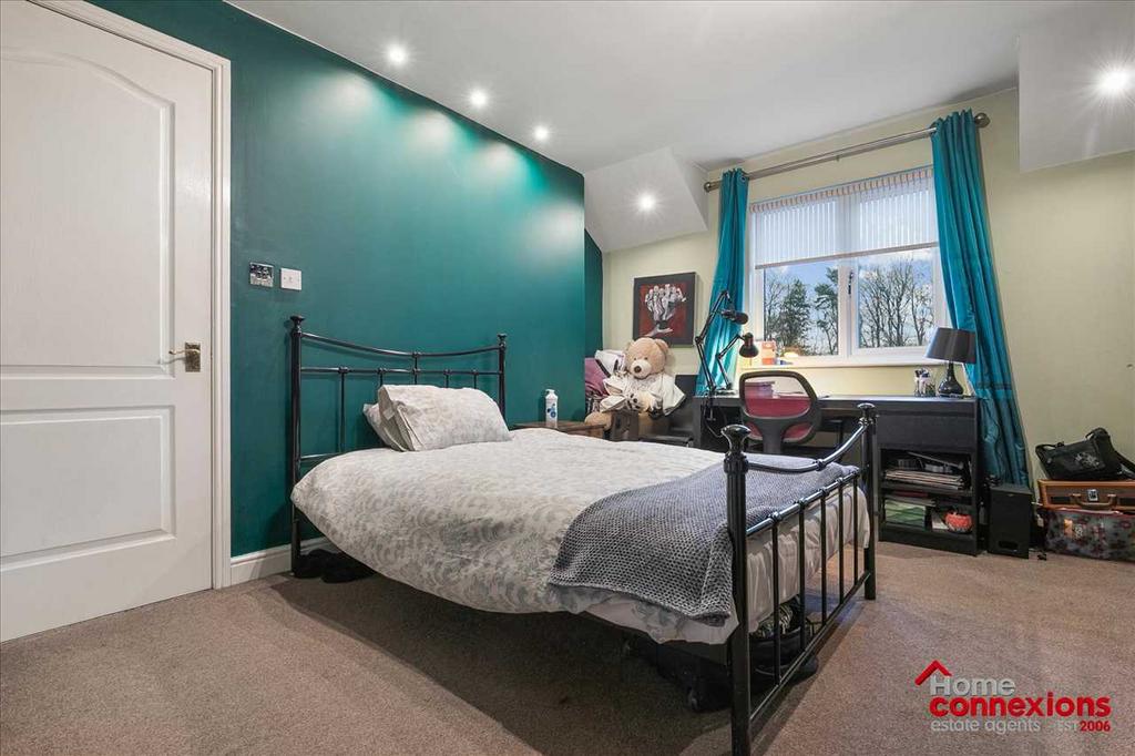 Bedroom Two (1)