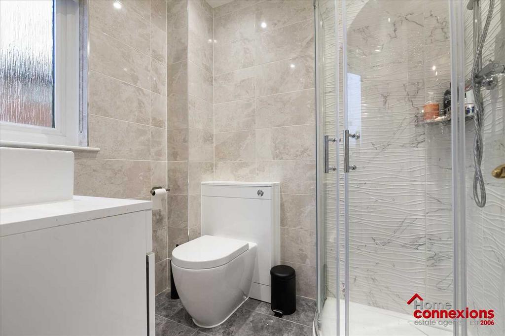 En-Suite (1)