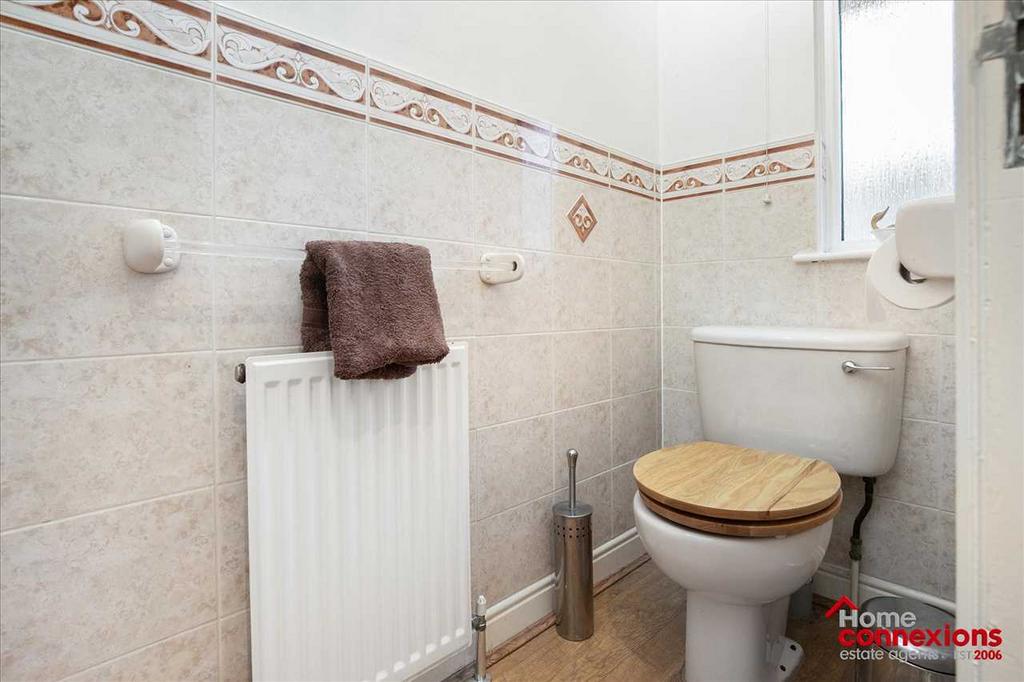 Lower Level WC