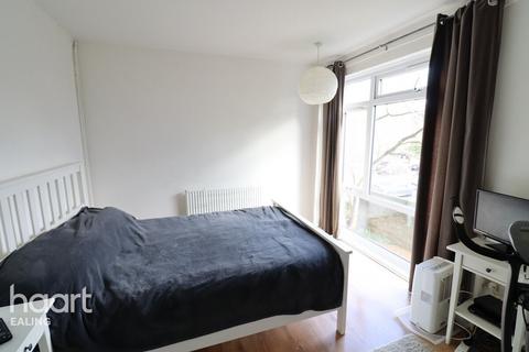 undefined, Sutherland Road, LONDON