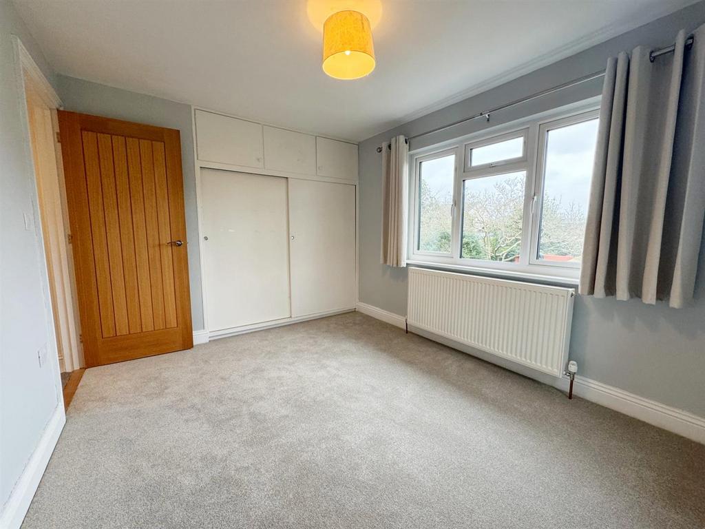 Bedroom 2..jpg