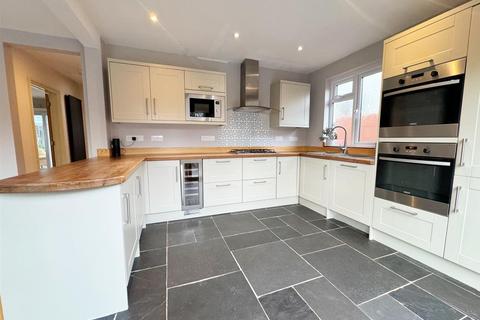 undefined, Park Lane, Barnstaple