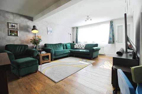undefined, Deansfield, Cricklade, SN6