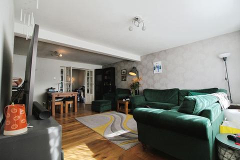 undefined, Deansfield, Cricklade, SN6