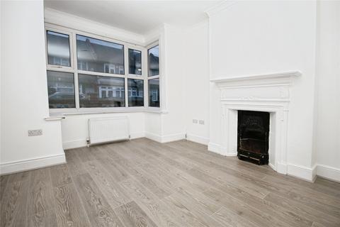 3 bedroom terraced house to rent, Lakehall Road, Thornton Heath, CR7