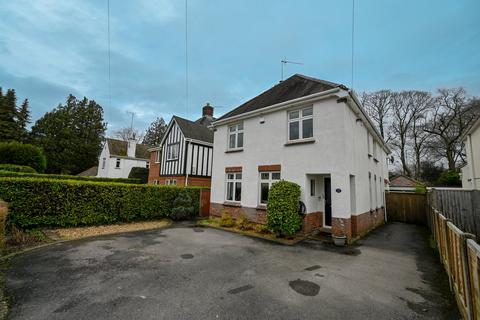 Clarendon Close, Broadstone, BH18