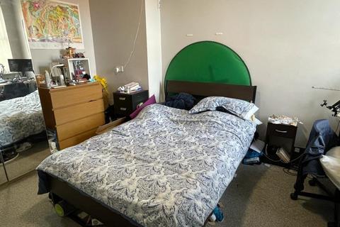 3 bedroom apartment to rent, Platt Lane (2), Fallowfield, Manchester