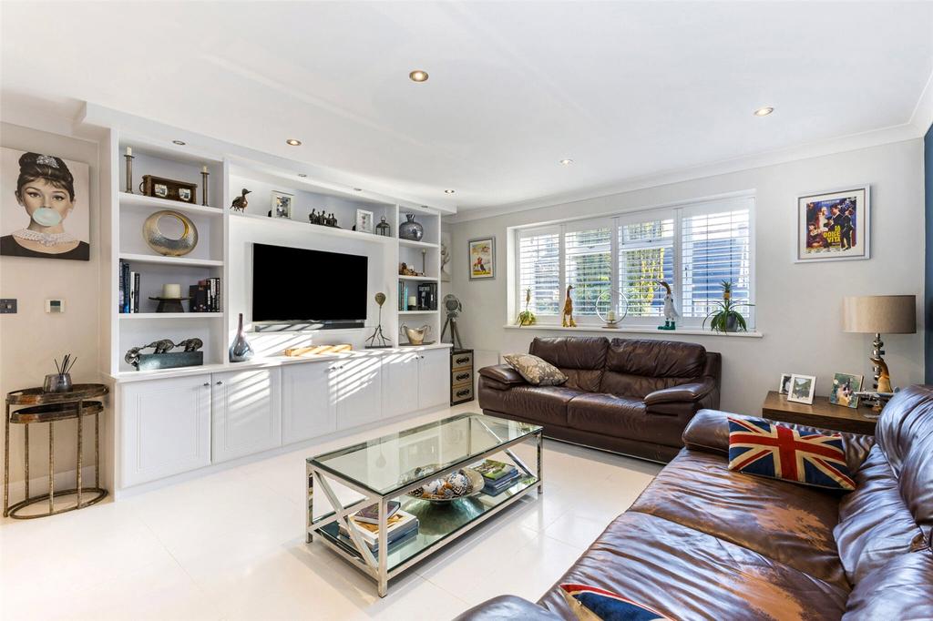 Family/TV Room