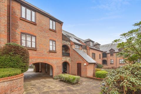 1 bedroom flat for sale, Kingsmead Road, Dolphin Court Kingsmead Road, HP11