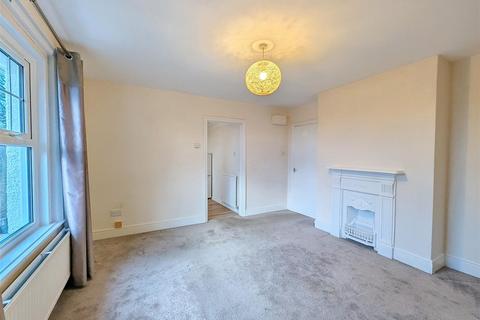 2 bedroom flat to rent, Lane End Road, Bembridge, PO35 5SU