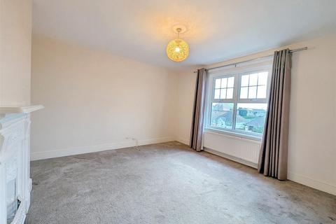 2 bedroom flat to rent, Lane End Road, Bembridge, PO35 5SU