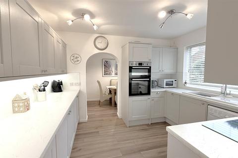 3 bedroom semi-detached house for sale, Hollybrow, Birmingham B29