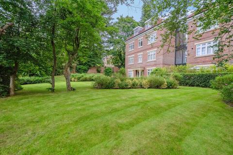 2 bedroom flat for sale, Flat  Woodchester Court, 36 Rickmansworth Road, Northwood HA6
