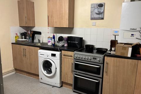 1 bedroom flat to rent, Lovett Way, London NW10