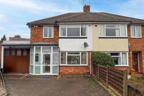Highlands Close, Warwick