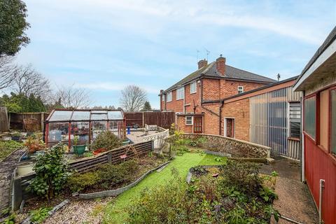 3 bedroom semi-detached house for sale, Highlands Close, Warwick