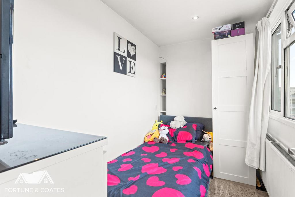 Sakins Croft 3.jpg