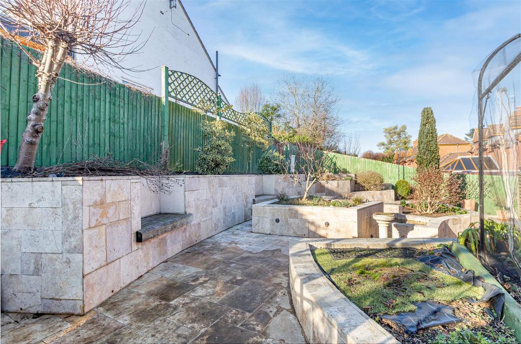 Garden-3.jpg