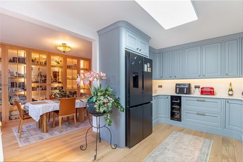 4 bedroom detached house for sale, Windermere, 6 Crown Court, Defford, Worcester