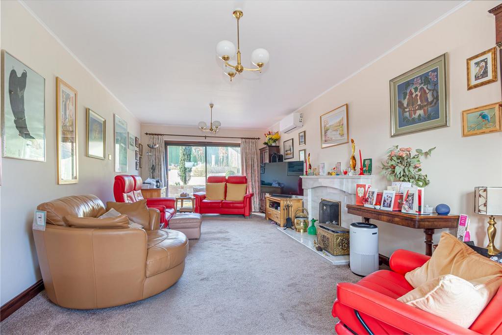 Living-room-1.jpg