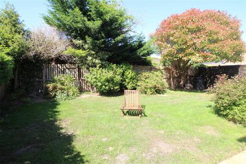 4 bedroom detached house for sale, Akeshill Close, New Milton, Hampshire, BH25