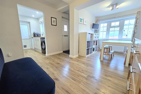 3 bedroom detached house for sale, Redstone Lane, Stourport-On-Severn