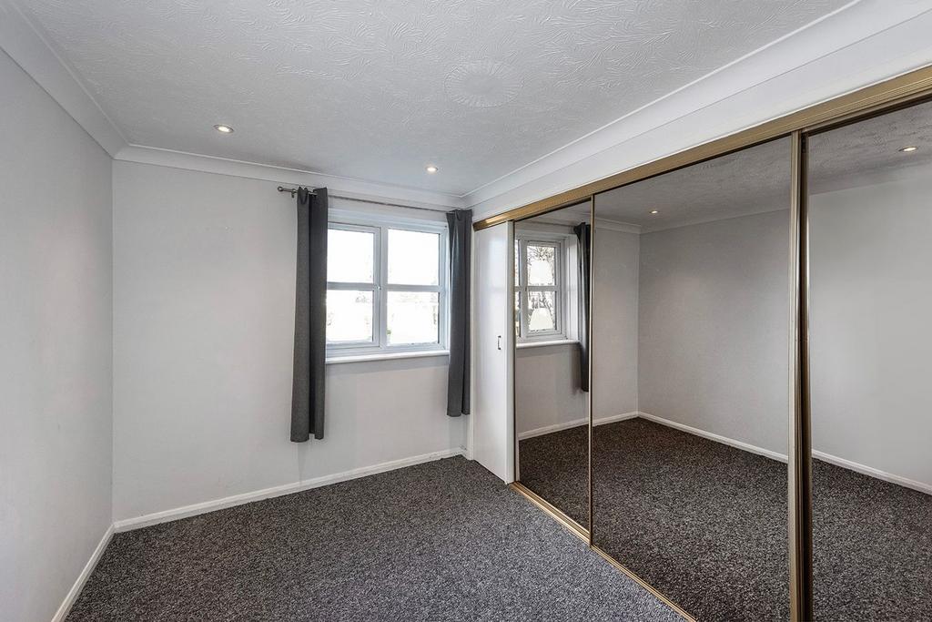 Walk-in wardrobe