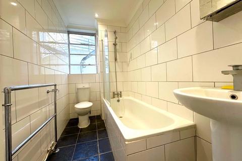 undefined, Taymount Rise, London, SE23 3UH