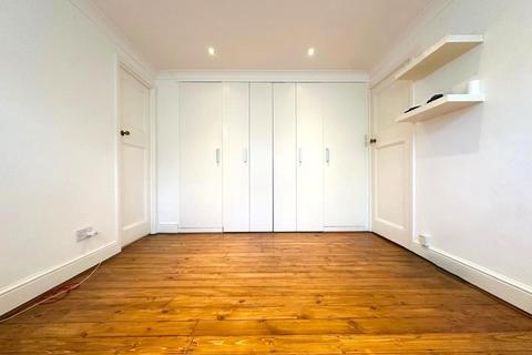 undefined, Taymount Rise, London, SE23 3UH