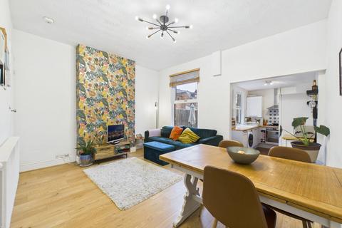3 bedroom semi-detached house for sale, Woodborough Road, Mapperley, Nottingham