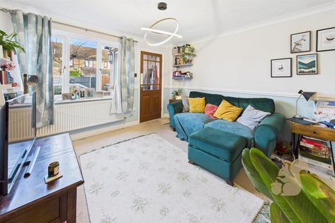 2 bedroom terraced house for sale, Howes Avenue, Bury St. Edmunds IP31