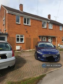 3 bedroom semi-detached house to rent, Burford Way, Hitchin, SG5