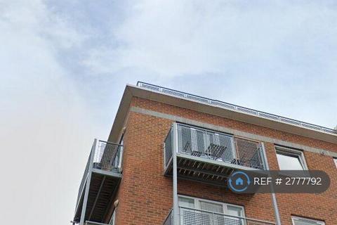 undefined, High Street, Uxbridge, City Centre, UB8