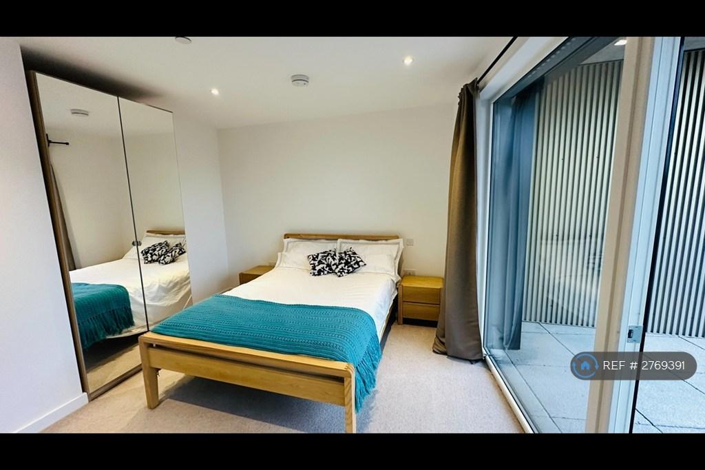 Bed 2 With Wardrobe