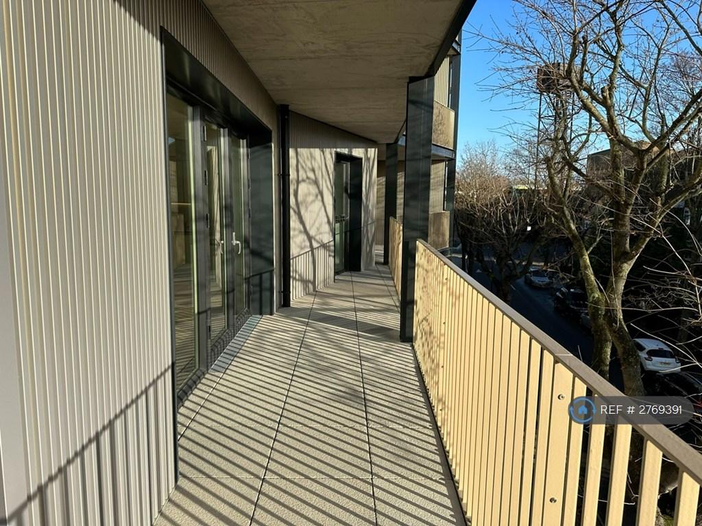 Balcony 3