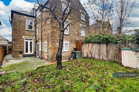 2 bedroom maisonette to rent, Tankerville Road, London, SW16