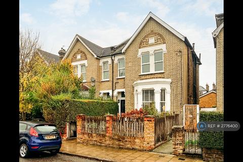 2 bedroom maisonette to rent, Tankerville Road, London, SW16