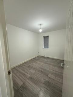 undefined, Lodge Avenue, Dagenham RM8