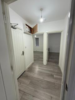 undefined, Lodge Avenue, Dagenham RM8