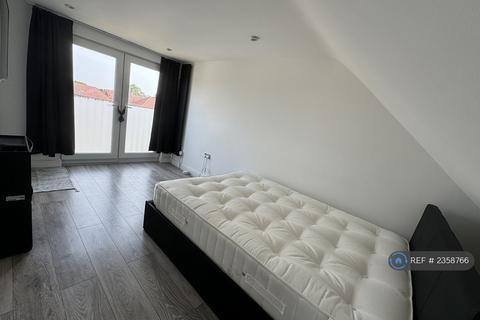 undefined, Hartland Drive, Ruislip, HA4