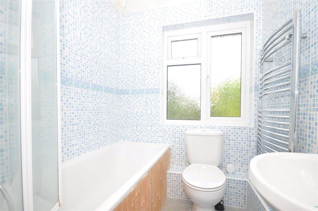 Bathroom.JPG